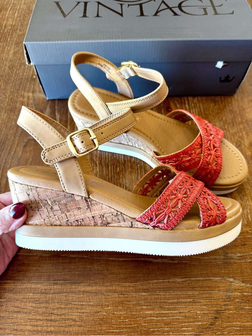 NIB Crown Vintage Veronia wedge sandal 8 - Picture 3 of 13